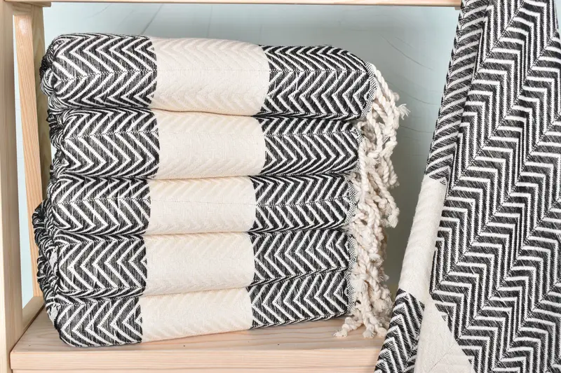 Wedding Day Gift For Bride, 70x40 Cotton Zig zag Towel, Customized Turkish Towel, Home Decor Gifts, Personalized Gifts, Wedding Favors, Spa Towel - 1