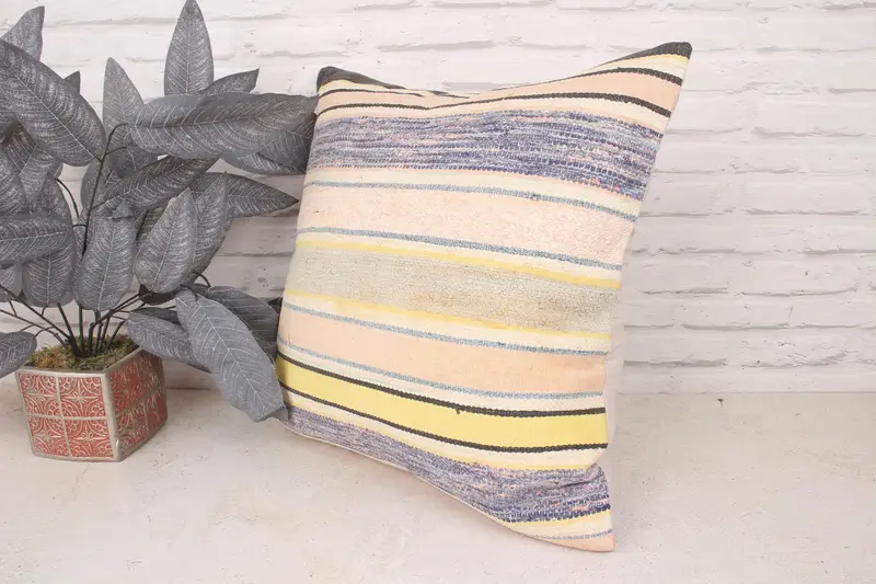 Boho Pillow, Vintage Kilim Throw Pillow, Aesthetic Pillow, Pillow Cover, Handwoven Cushion Case, 20x20 Purple Cushion, Kilim Pillow Cover - 4