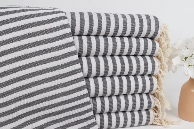 Bridal Party Gifts, Personalized Wedding Gift, Lightweight towel, Fouta towel, Arizona Bachelorette Party Favors, 70x40 Cotton Striped Towel - 1