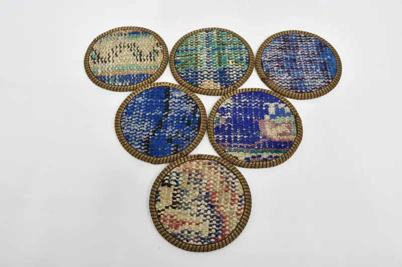 Posavasos elegantes en azul y beige, posavasos de mesa de diseño único