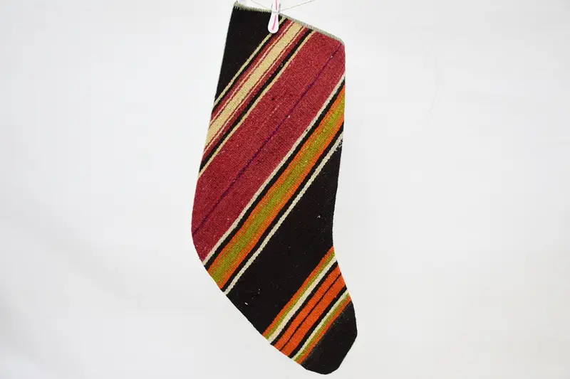 Noel Süslemeli Şenlikli Turuncu Çorap, Rahat Tatil Dekoru