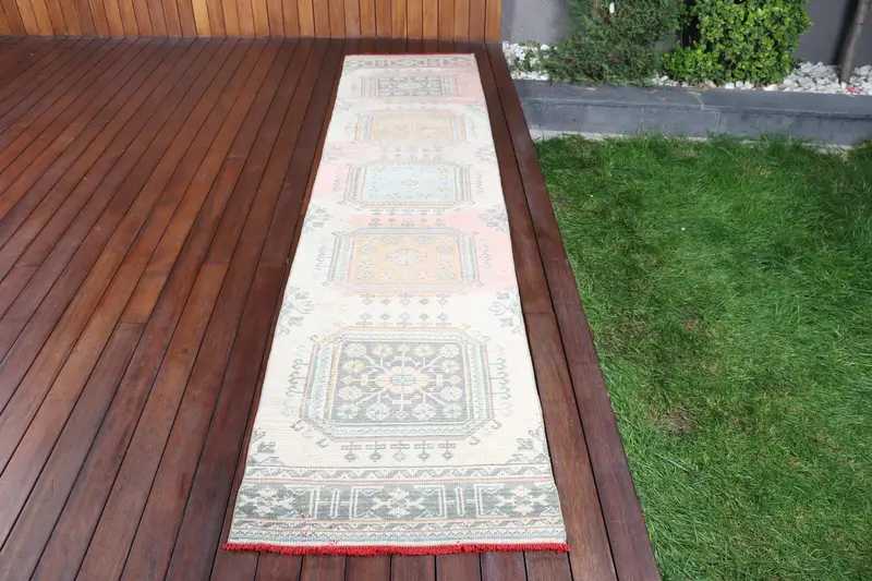 2.4x10.4 ft Halı, Vintage Oushak Halı, Türk Beyaz Yün Çiçekli Halı - 1