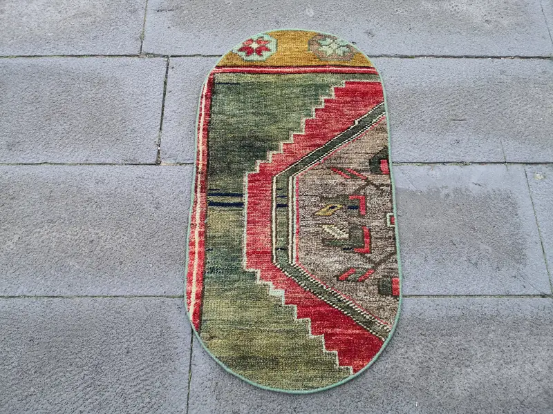 Red Oriental Rug, 1,5x2,83 ft with Green Accents