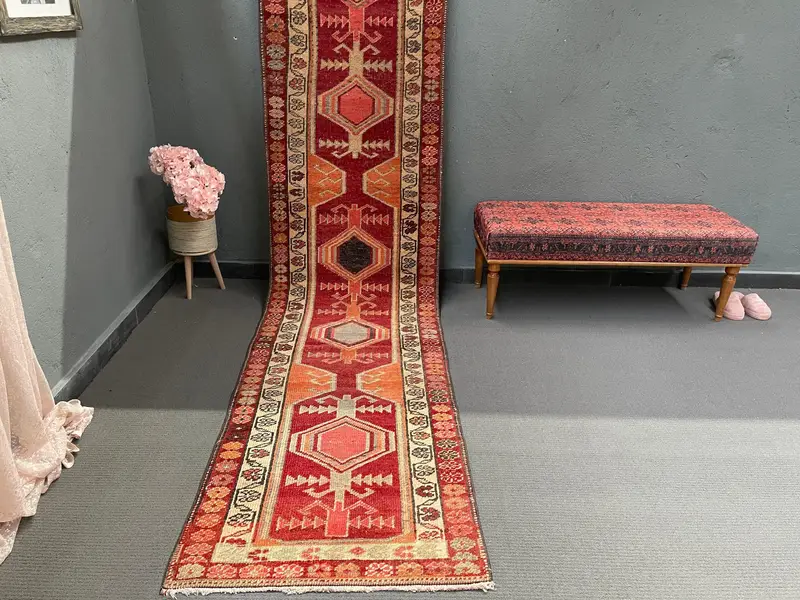 Turkish Herki Runner Rug 2.7x11.4 ft (82x346 cm), Vintage Red Ombré Wool Rug - 1