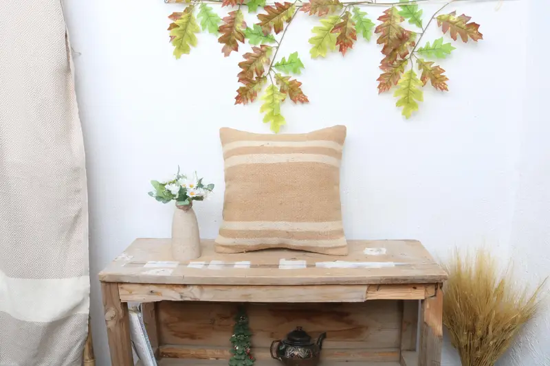 Handgefertigtes besticktes Wurfkissen, vielseitiges 14x14 quadratisches Kissen