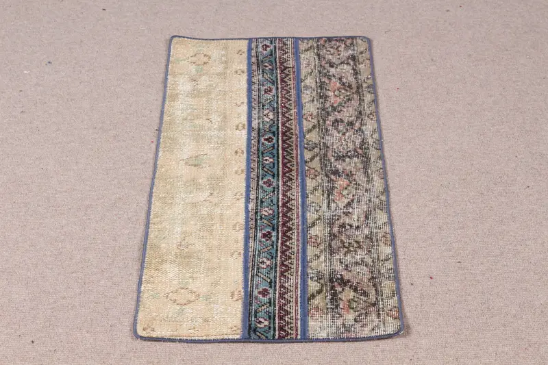 ベージュ & ブルー アニマルプリント ラグ 1.6x2.8フィート シックな装飾