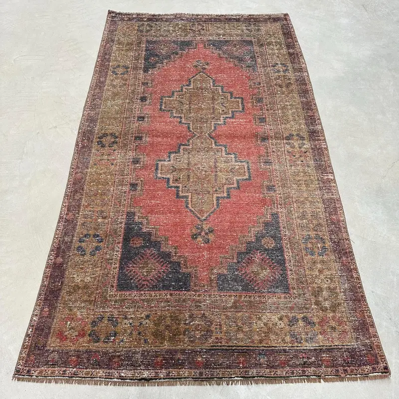 Kırmızı Oryantal Halı, Mavi Desenli 3,6x6,6 ft