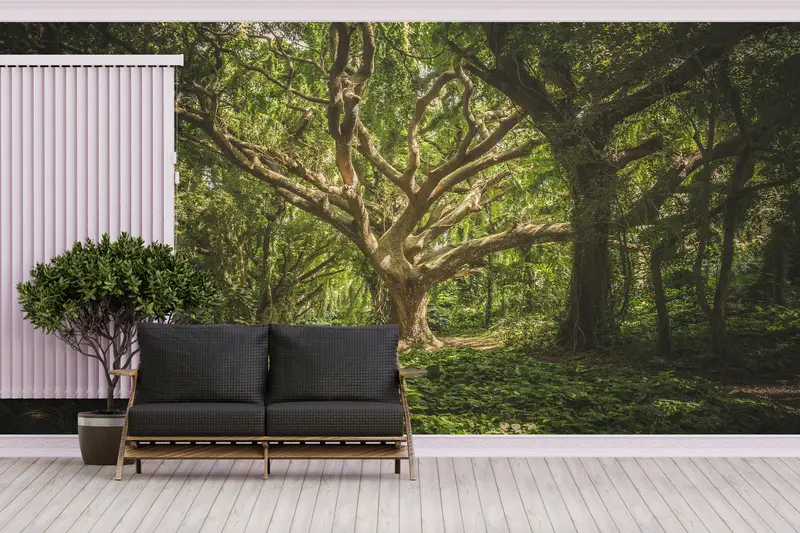 Elegante bedruckte Waldtapete: Blick auf den grünen Baum der Natur