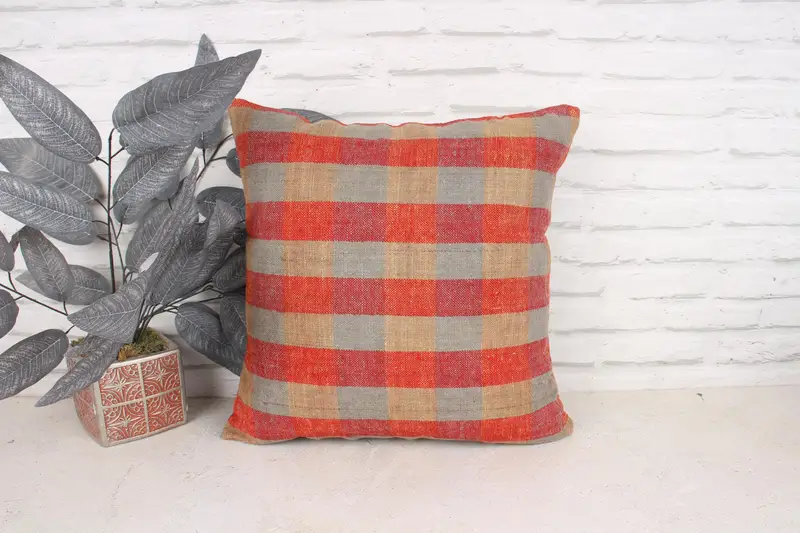 18x18 Red Cushion Cover, Cushion, Bolster Throw Cushion, Kilim Rug Pillow Sham, Bench Pillow, Home Decor Pillow, Vintage Pillow, Gift Pillow - 1
