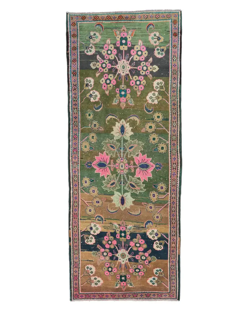 Alfombra verde con detalles en rosa, decoración elegante de 3,9x9,6 pies