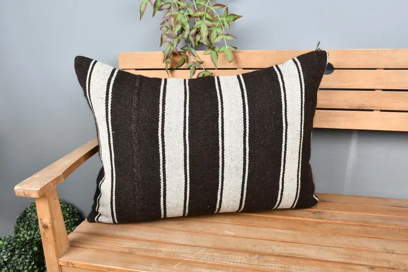 Antique Pillows, Pillow Sham, Kilim Pillow, Vintage Kilim Pillow Pillow Case, 20x28 White Cushion, Ethnic Pillow Sham, Vintage Kilim Throw Pillow - 1