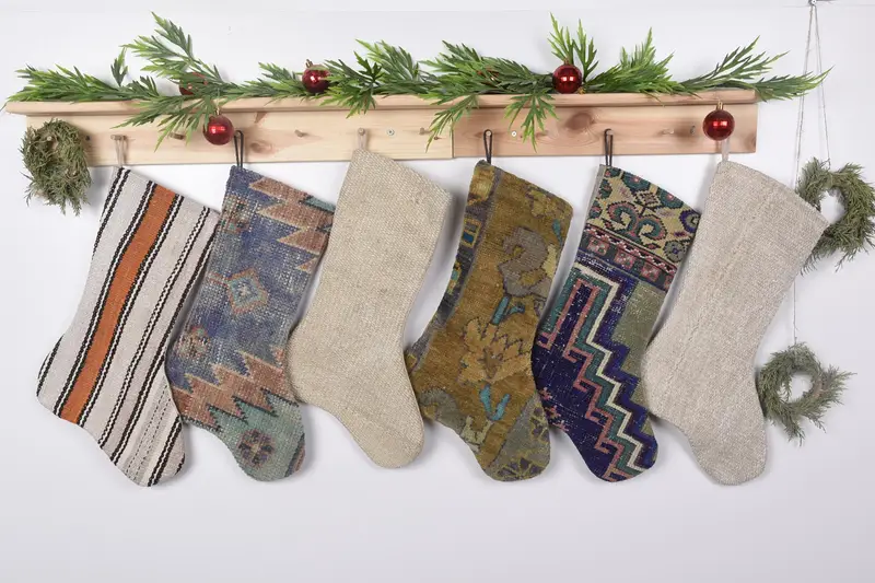 Medias navideñas beige, media navideña de 19 pulgadas de ancho