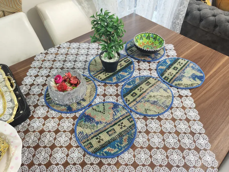 ボヘミアンアールデコプレースマット、8.5インチキリムテーブルマット