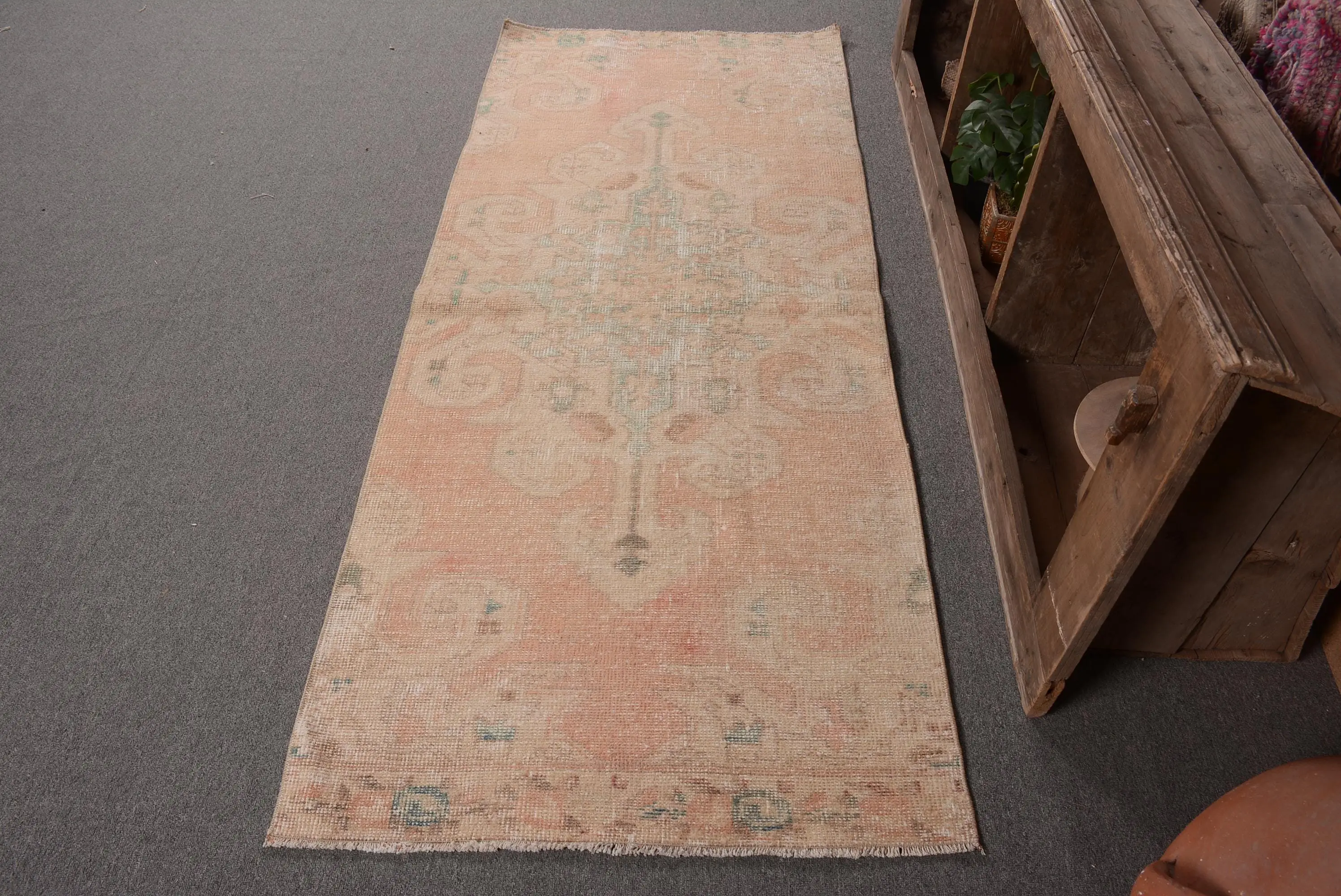 Canlı Turuncu Halı, 2,8x6,9 ft Puantiyeli Tasarım - 1