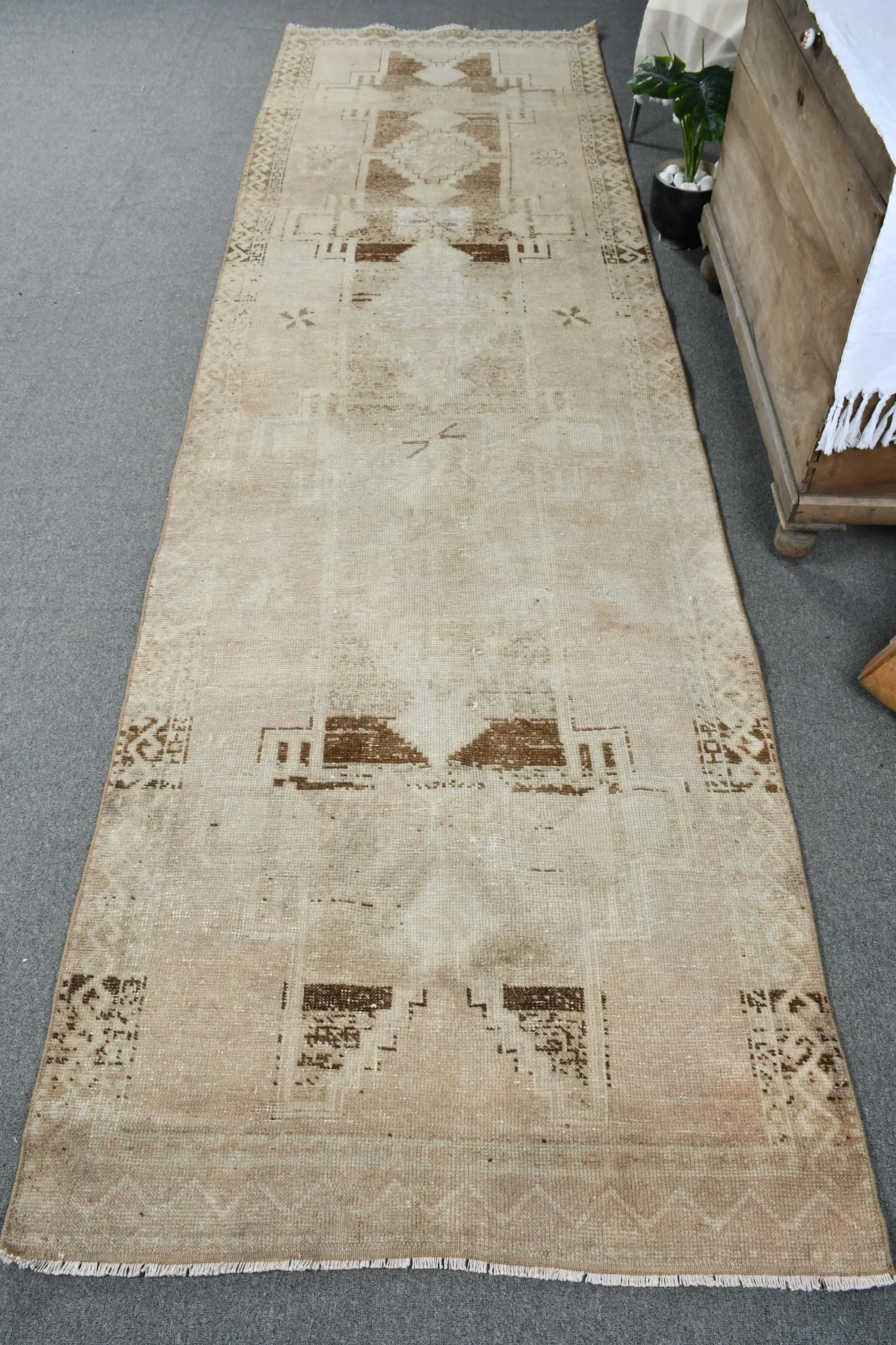 Vintage Turkish Rug 3.3x11.9 ft (102x362 cm), Brown Abstract Wool Rug - 1