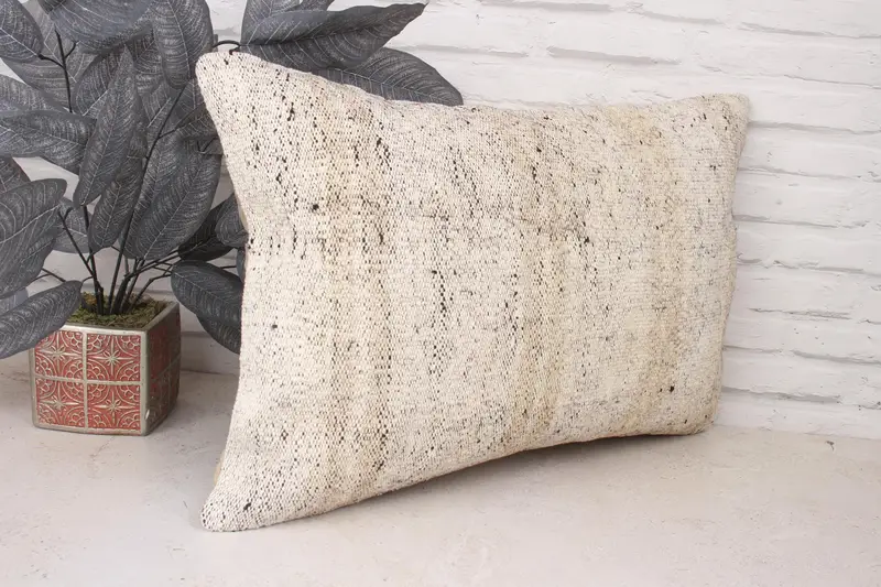 Handmade Kilim Cushion, Vintage Kilim Pillow, Pillow, Retro Throw Pillow Cover, Indoor Pillow Case, 16x24 White Pillow, Kilim Pillow - 3