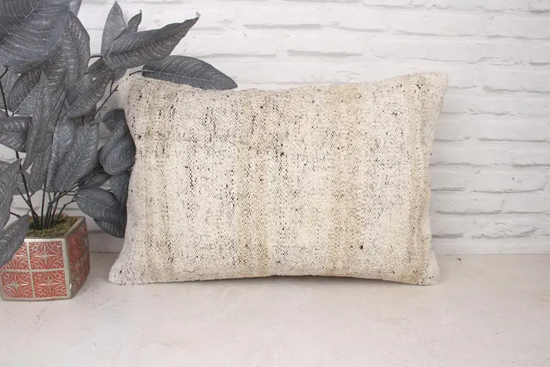 Handmade Kilim Cushion, Vintage Kilim Pillow, Pillow, Retro Throw Pillow Cover, Indoor Pillow Case, 16x24 White Pillow, Kilim Pillow - 1