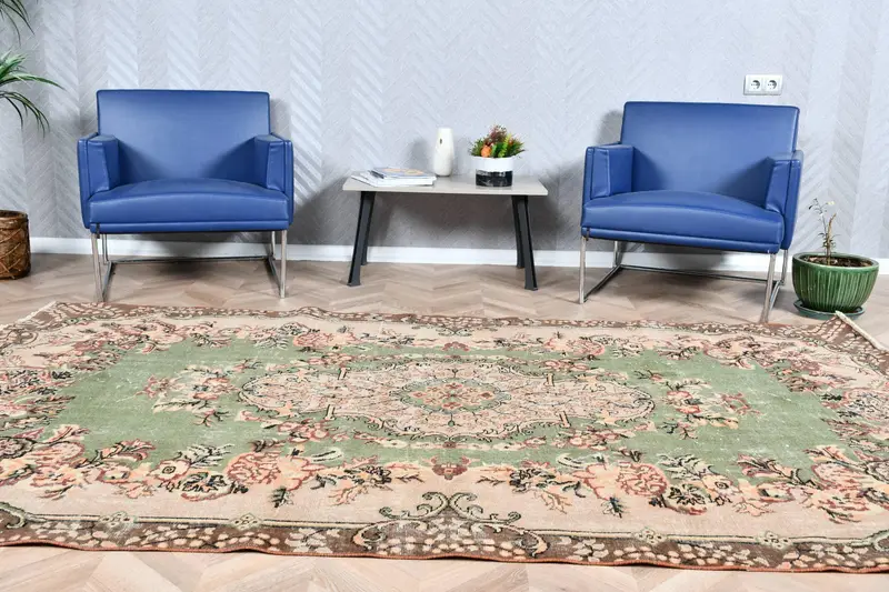 5.5x9.4 ft Oushak Vintage Halı, Yeşil Çiçekli Türk Halısı Yün - 1