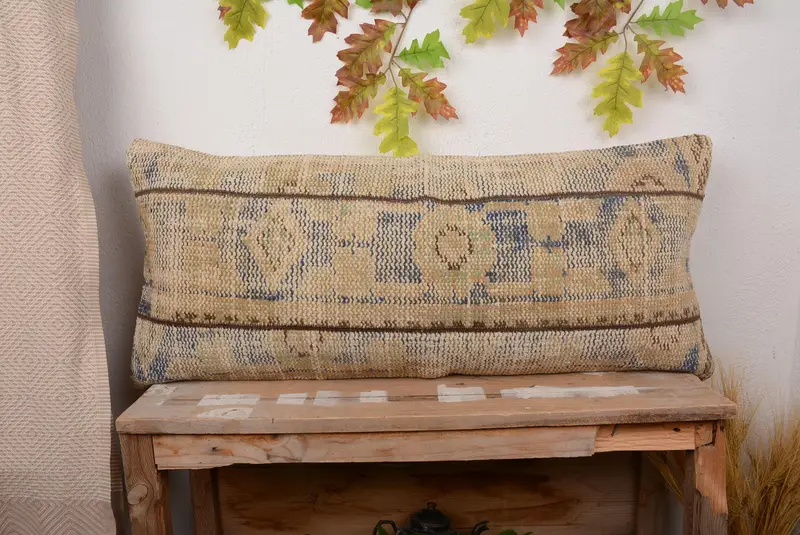 Blaues und beiges Patchwork-Wurfkissen, 16x36 besticktes Kissen