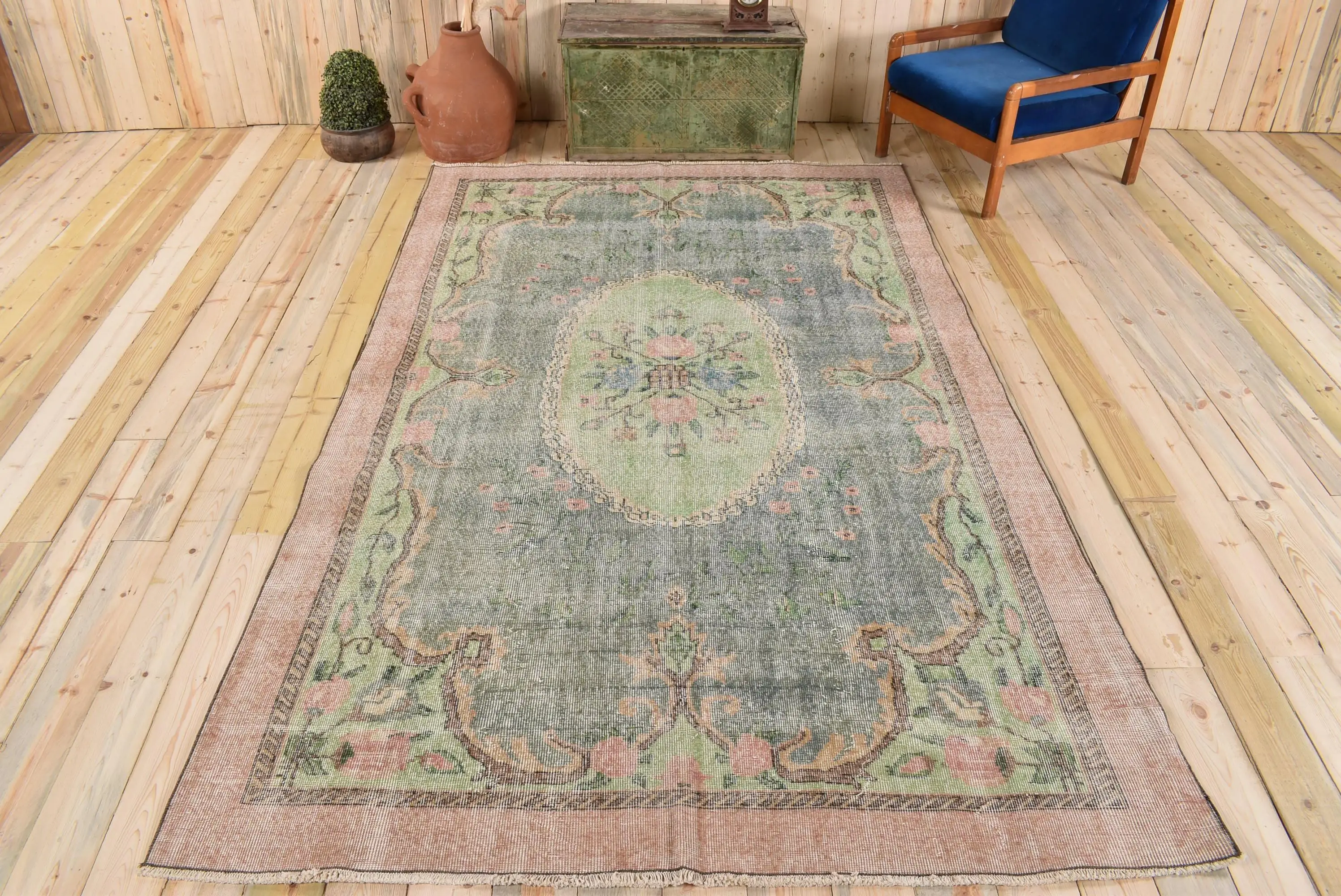 Vintage Teppich, großer 6,1x9,8 ft Teppich, grün umrandeter Teppich - 1