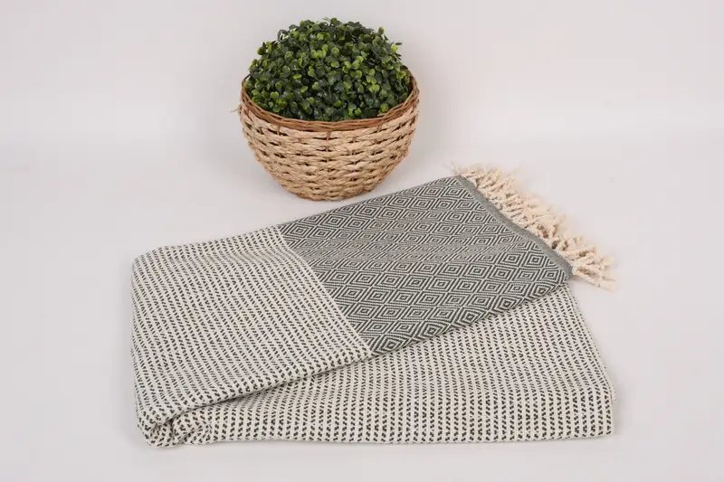 Absorbent Turkish peshtemal towel for beach use, Wedding Favors, Monogram Beach Towel, 70x40 Cotton Chevron Towel, Hammam towel, House Warming Gift - 4