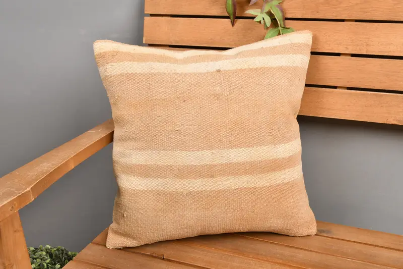 Almohada de tiro de rayas beige bordada, almohada vintage hecha a mano