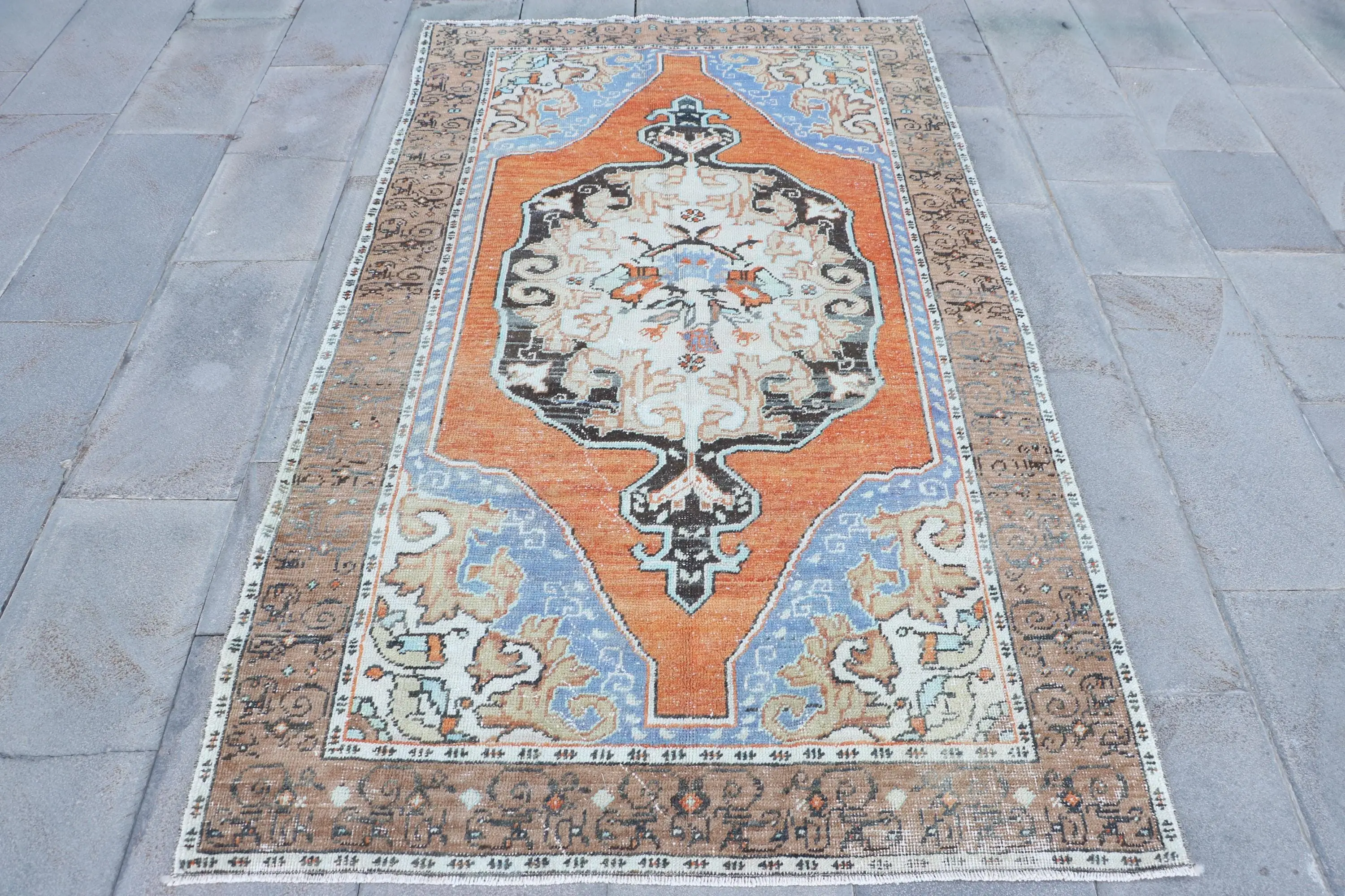 Türkischer 4,2x7,4 ft Teppich, Vintage-Teppich, orange-blauer Blumenteppich - 1
