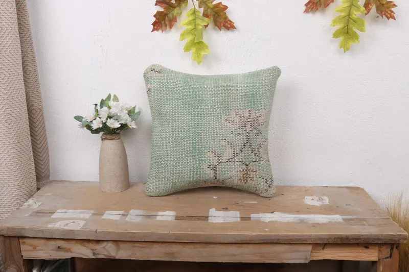 Handgefertigtes grünes und braunes Blumenkissen, Vintage 12x12 Kissen