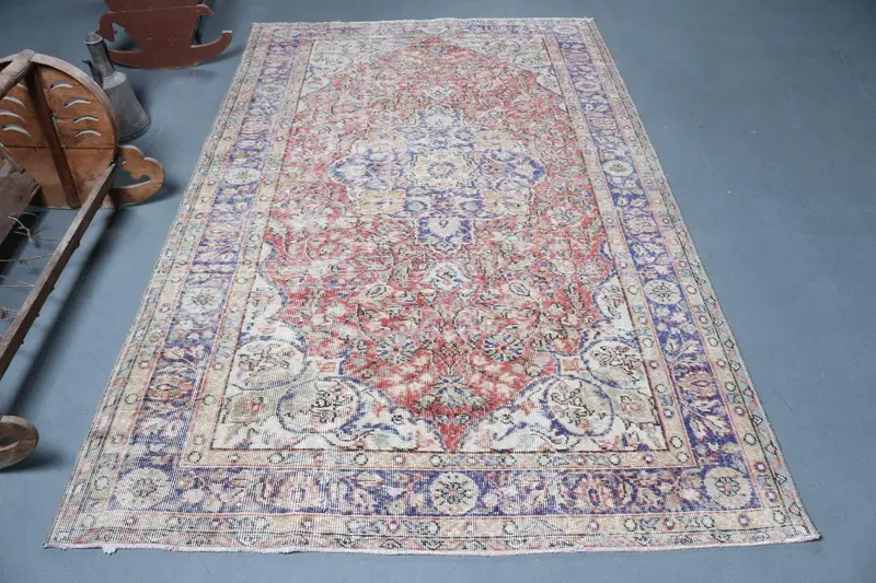 Türk Vintage Halı 5.2x8.2 ft, Oushak Kırmızı Ombré Yün Halı - 1