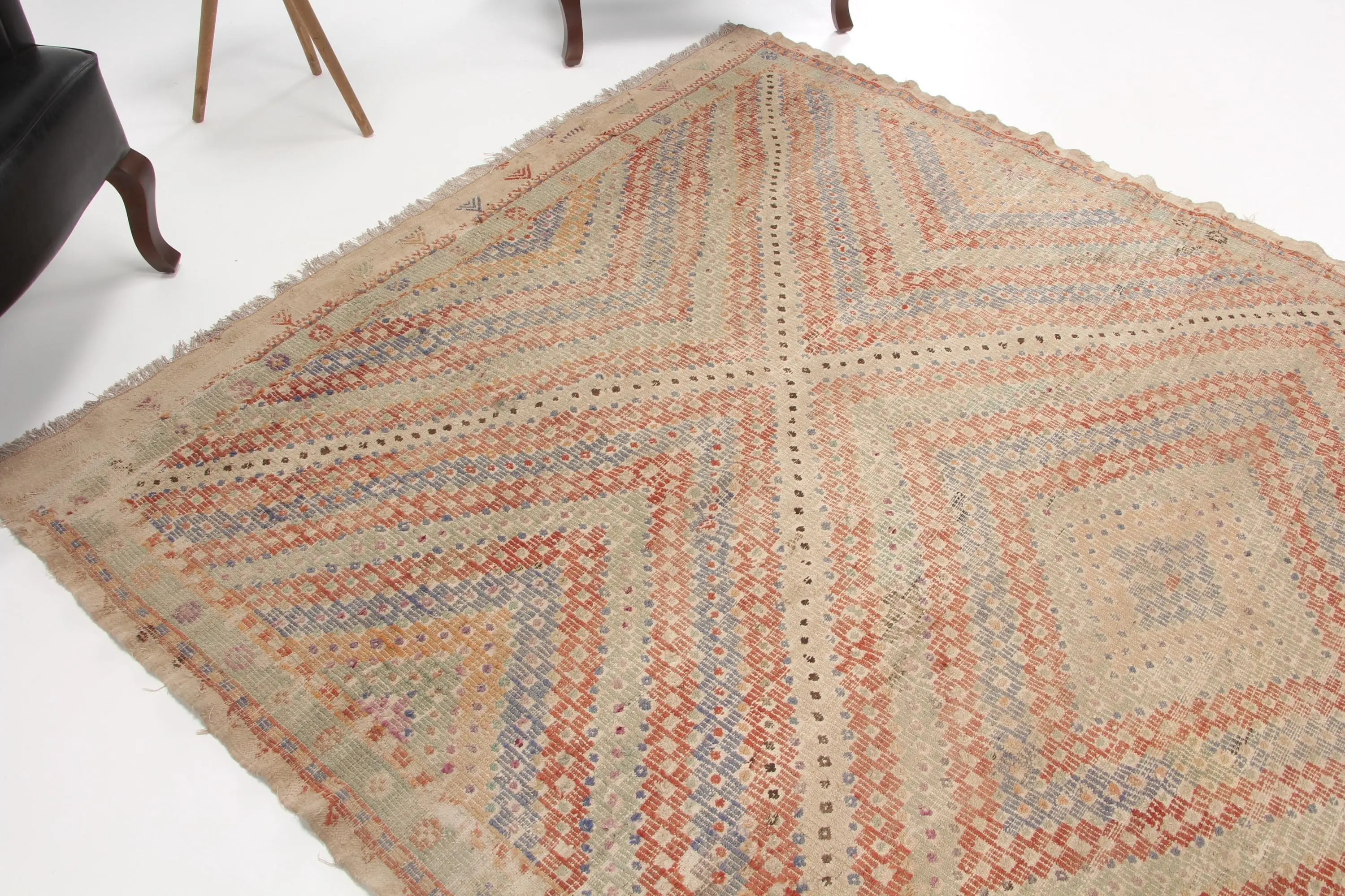 Vintage Teppich, 6,4x10 ft türkischer Teppich, brauner Wollteppich mit Tiermuster - 1