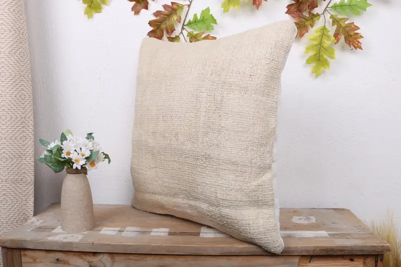 Vintage Pillow, 18x18 Beige Pillow, Kilim Pillow, Cushion Cover, Custom Pillow Sham, Handmade Kilim Cushion, Living Room Throw Pillow - 4