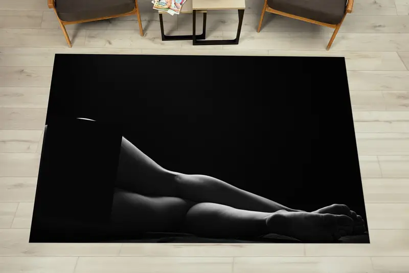 Elegant Printed Rug Featuring Sensual Art Design - Modern Home