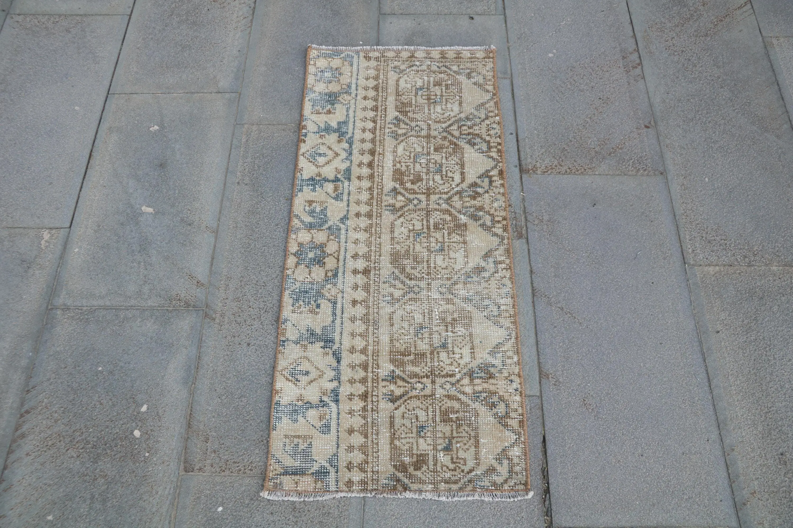 1.4x3.2 ft Vintage Rug, Turkish Small Rug, Blue Southwestern Wool Rug - 1