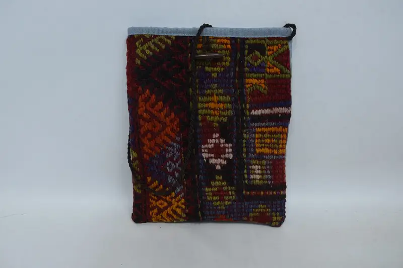 ヴィンテージモチーフのアールデコウールショルダーバッグ、キリムバッグ