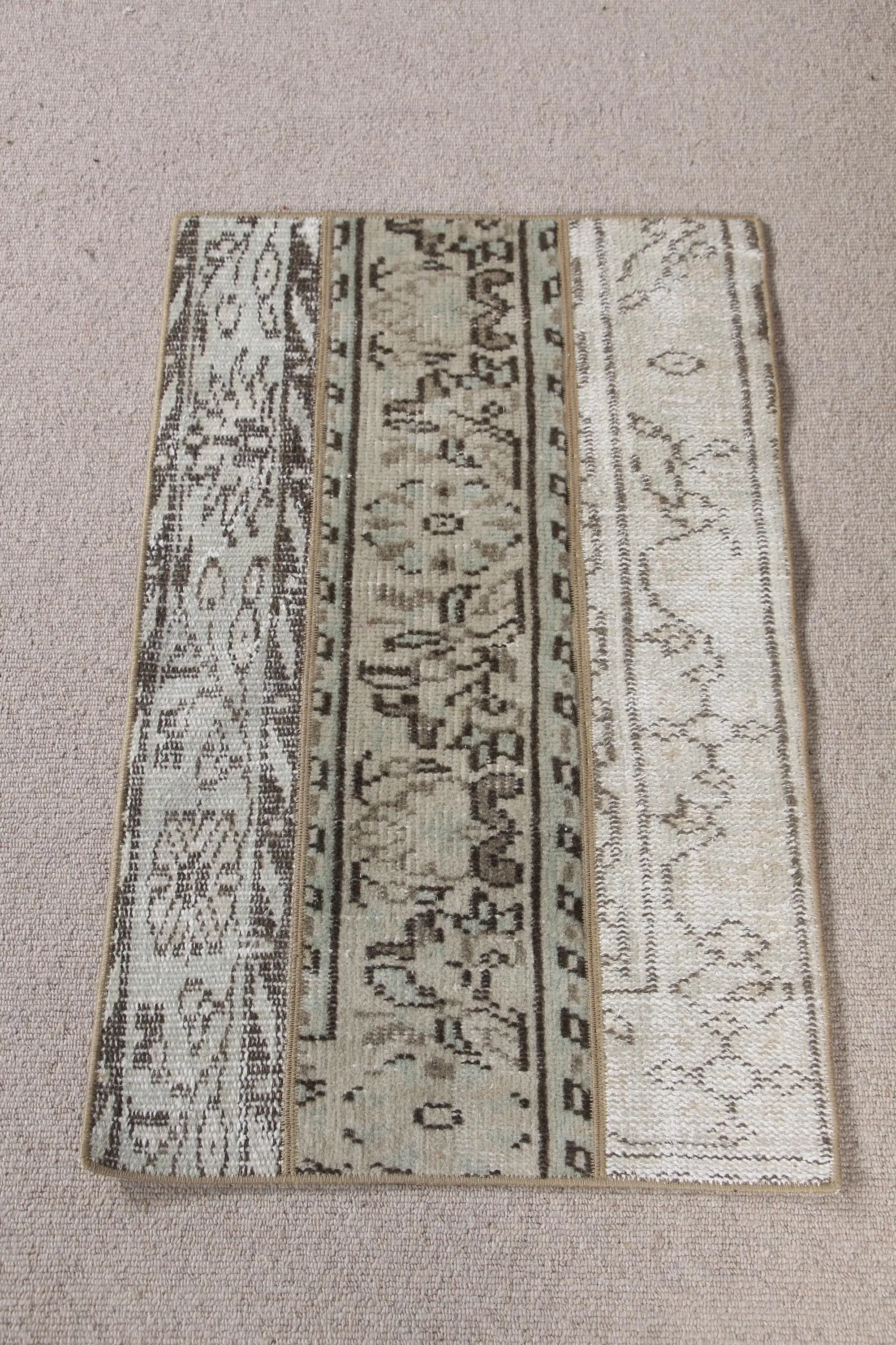 1.7x2.7 ft Vintage Rug, Brown Abstract Turkish Rug Wool - 1