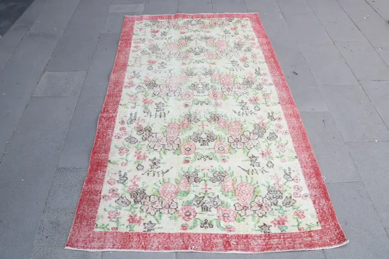 Türkischer Oushak-Teppich, 116 x 204 cm, Vintage-roter abstrakter Teppich - 1