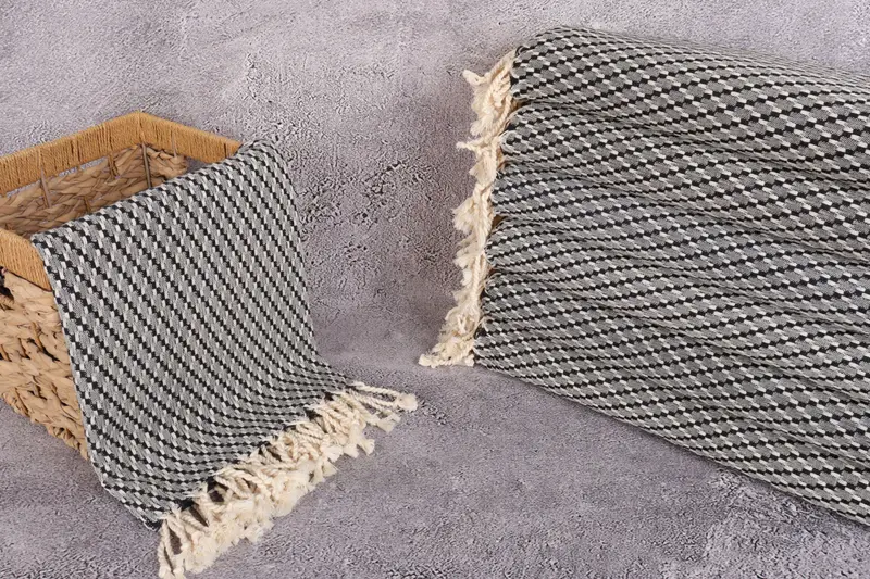 Unique Wedding Gift, Lightweight Turkish towel, Quick-dry towel, Personalized Wedding Gift For Couple, 68x40 Cotton Geometric Towel, Sand-free towel - 3