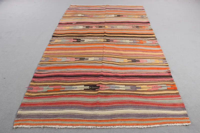 Canlı 5,2x9,1 ft Halı, Çiçek ve Geometrik Tasarım