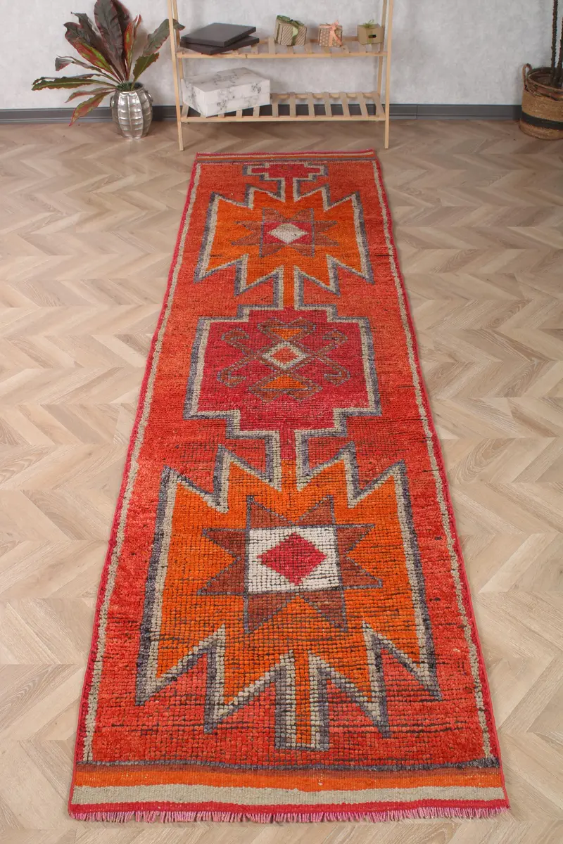 Alfombra Herki turca vintage de 90 x 330 cm, alfombra de lana a rayas rojas - 1