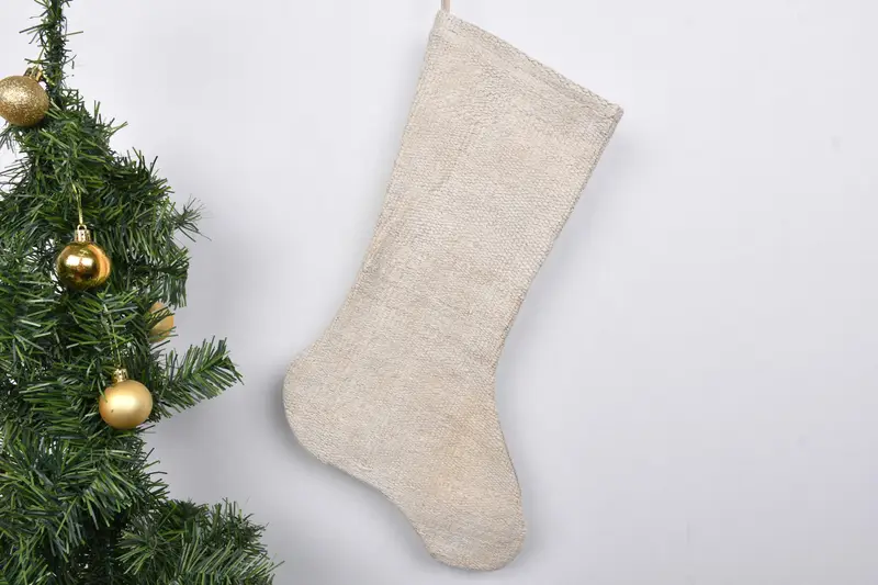 Şenlikli Kilim Noel Süsleri Çorabı, 7 İnç Geniş Noel Çorabı