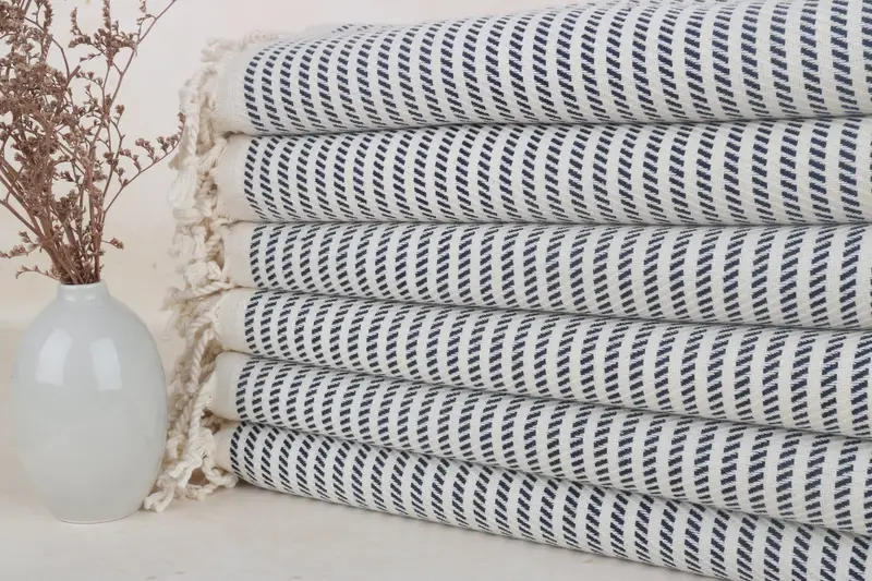 Valentines Day Gift For Him, 70x40 Cotton Polka Dot Towel, Spa Towel, Travel towel, Monogram Turkish Bath Towel, Best Beach Towel, Soft towel - 1