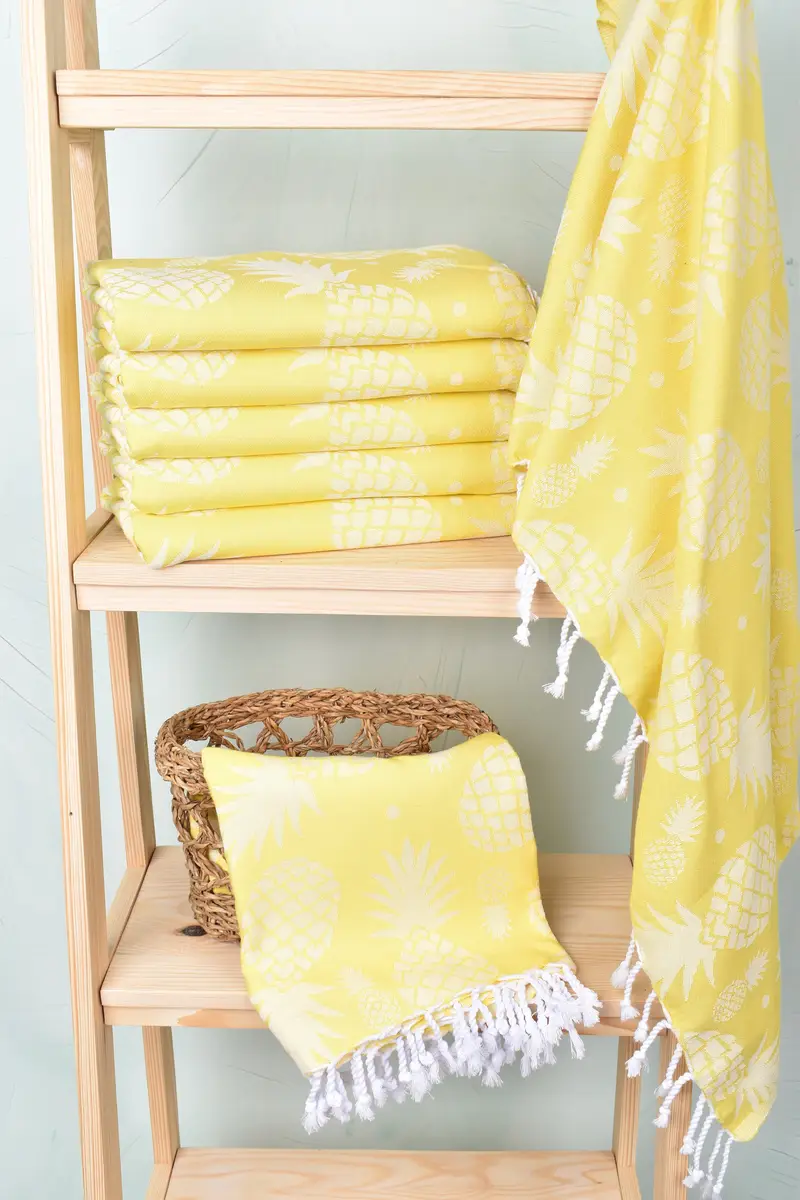 Girl Trip Party Favor, Guest Towel, Quick-dry towel, Bridesmaid Favors, 70x36 Cotton Pineapple Design Towel, Absorbent towel, Monogram Turkish Towel - 4