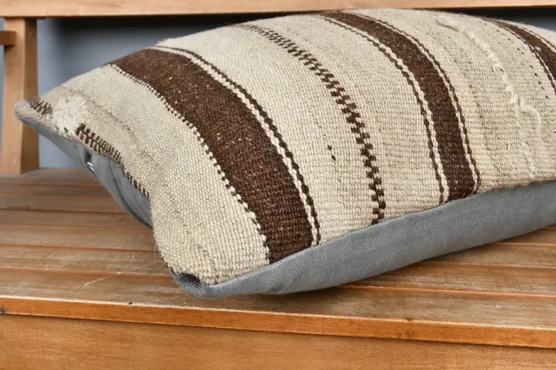 Farmhouse Pillow Cover, Interior Designer Pillow, Vintage Kilim Throw Pillow, Turkish Kilim Pillow, Cushion Case, 16x24 Beige Pillow - 4