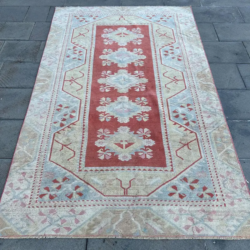 Blauer und roter Patchwork-Teppich, 4,6 x 7,4 Fuß, elegantes Dekor