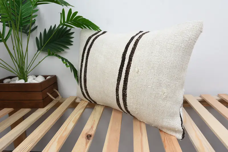 Antique Pillows, 16x24 White Pillow Sham, Garden Cushion, Cushion, Interior Designer Pillow, Pillow for Couch, Wool Kilim Pillow Pillow - 5