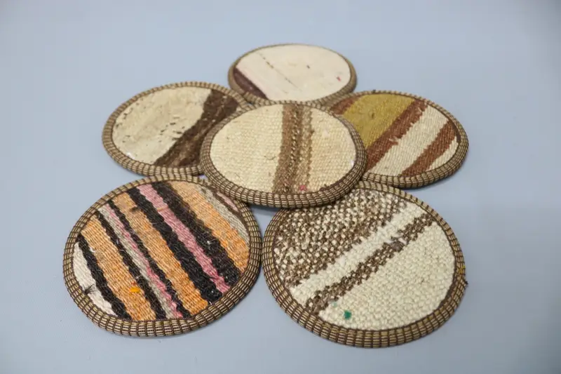 ボヘミアン グリーン & ベージュ コースター、ラウンド ボヘミアン コースター