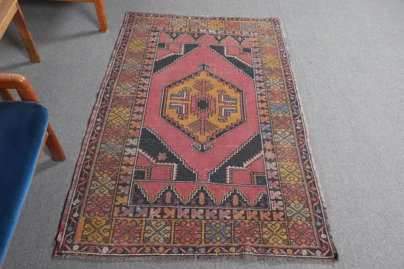 Red and Blue Southwestern Rug, 3,5x5,4 ft Elegant Decor