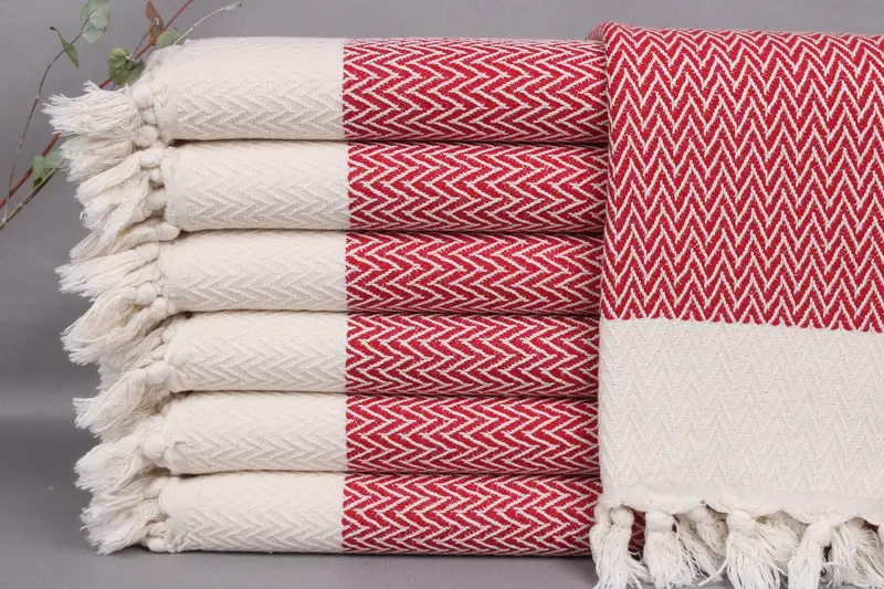 Personalized Kitchen Towel, Monogram Hand Towel, Red Towel, Zigzag Towel, 18x34 Inches