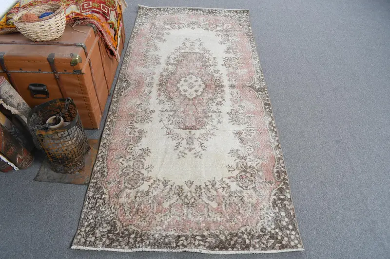 オレンジ&ベージュのストライプラグ、3.2x7.3フィートのシックな装飾