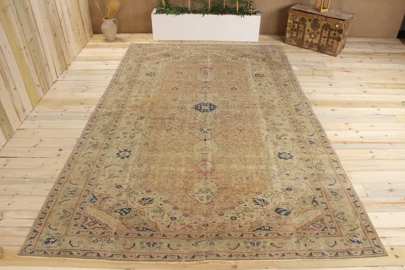 Handmade Green Rug, 0.7x11.5 ft Striped with Geometric Shapes